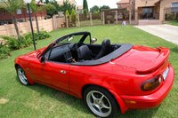 1995 Mazda MX-5 Miata 2 Dr STD Convertible picture, exterior