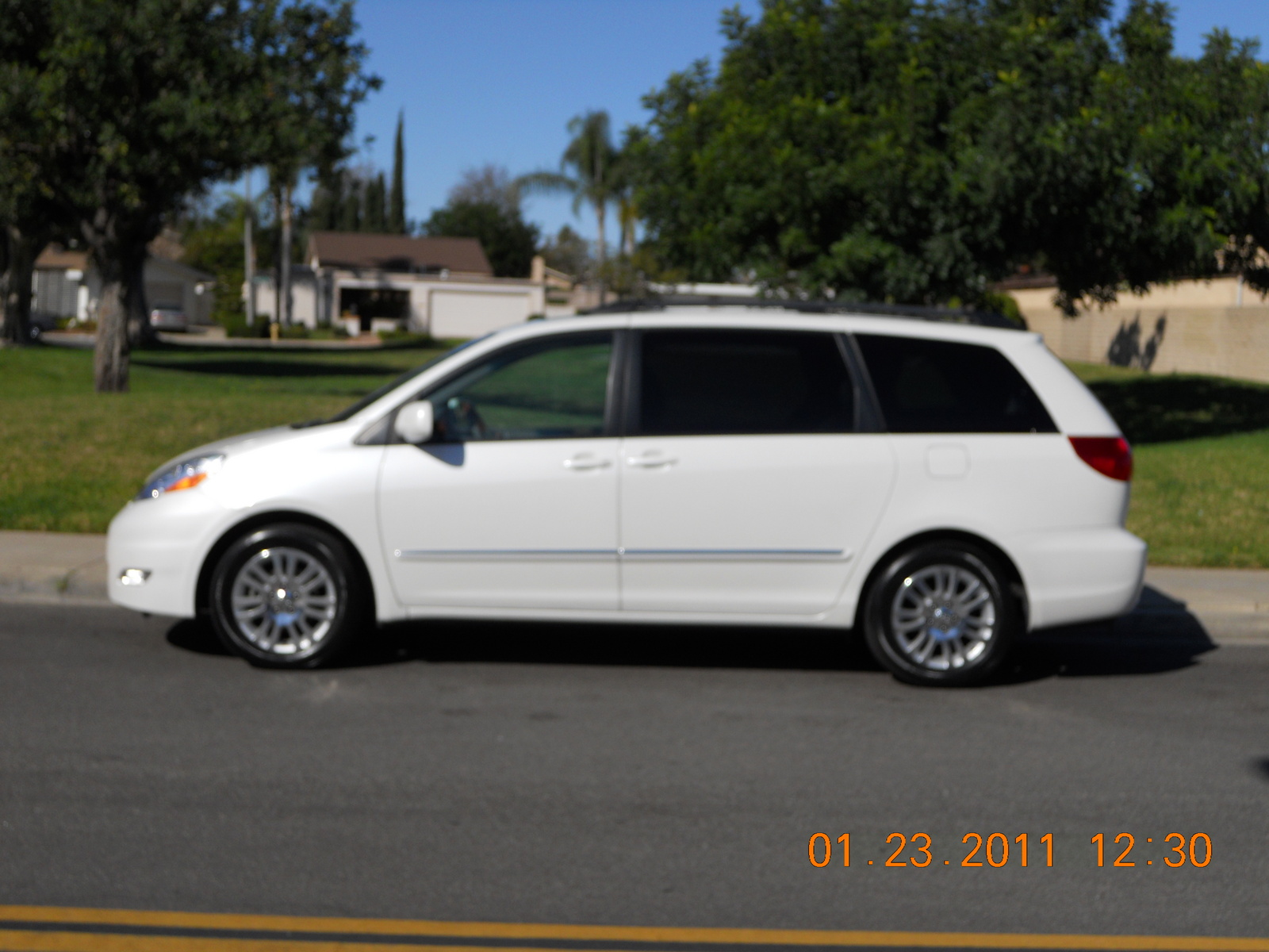 2009 toyota sienna le owners manual #6