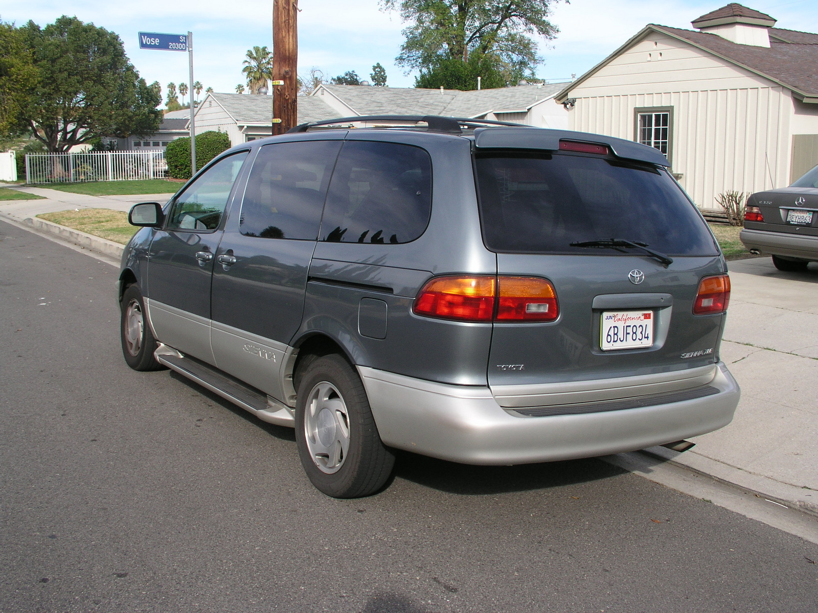 1999 toyota sienna xle specs #2