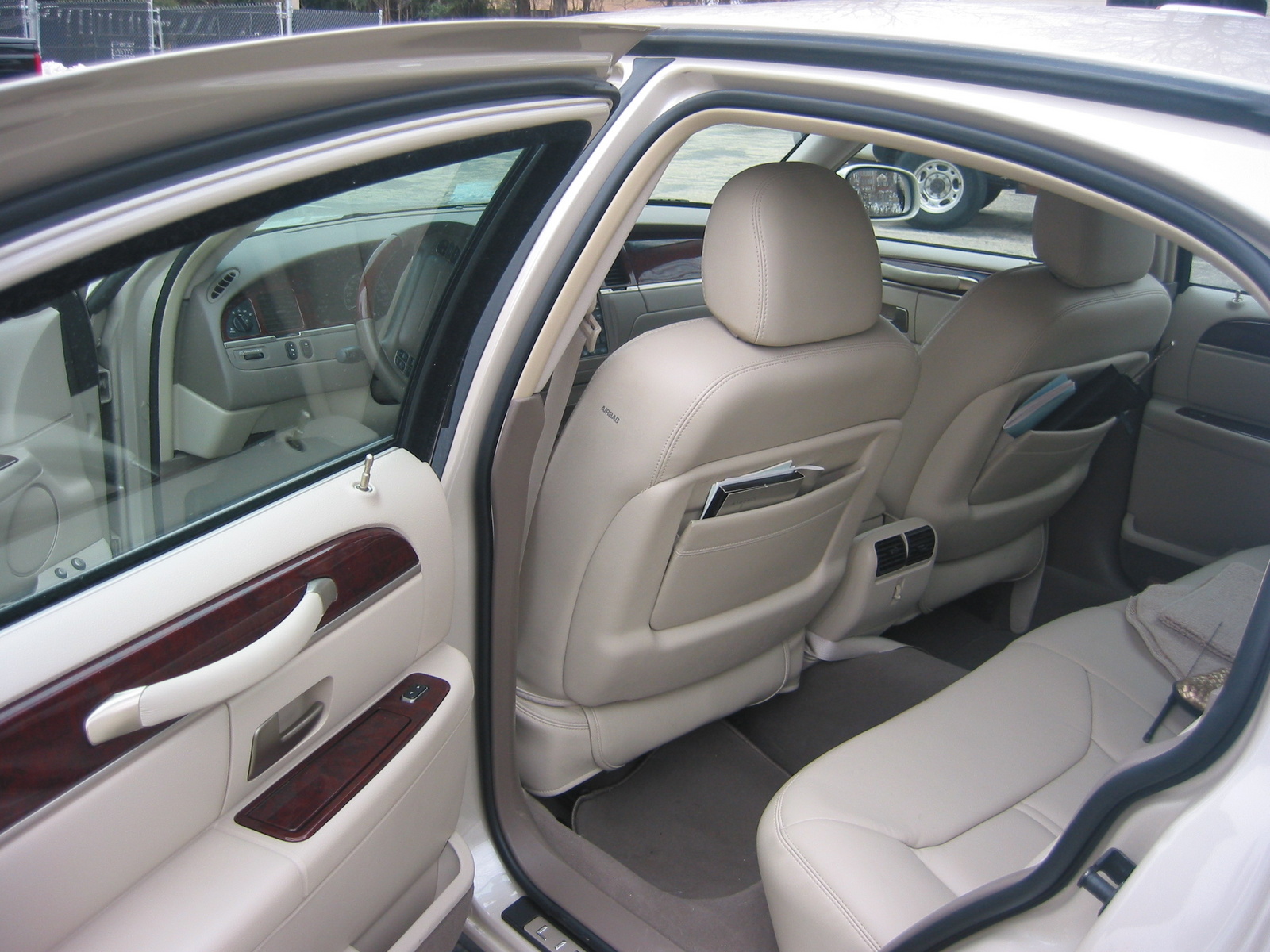 What Should I Do Seat Swap And Interior Crownvic Net