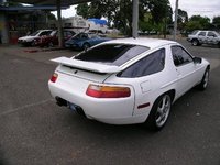 1989 Porsche 928 Overview 1989 Porsche 928 Overview