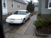 1992 Ford Crown Victoria Overview 1992 Ford Crown Victoria Overview
