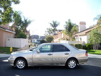 1997 Mercedes-Benz C-Class Overview 1997 Mercedes-Benz C-Class Overview
