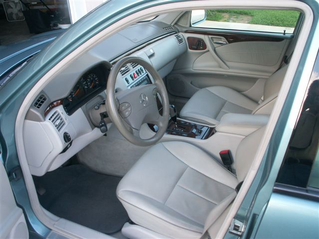 2003 Mercedes e class interior #3