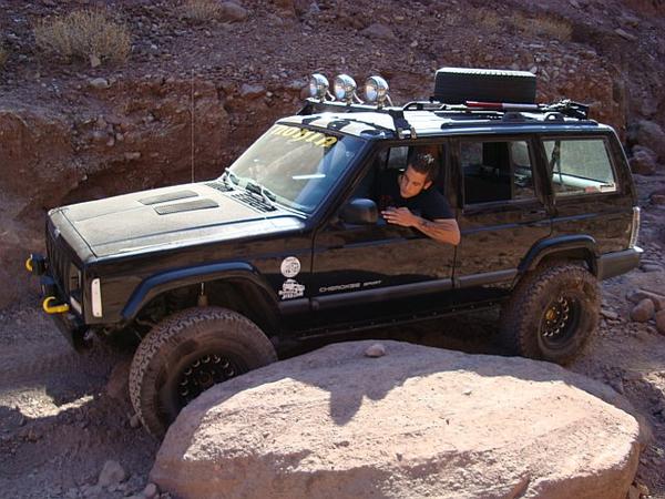 jeep cherokee sport 2000. 2000 Jeep Cherokee Sport 4WD