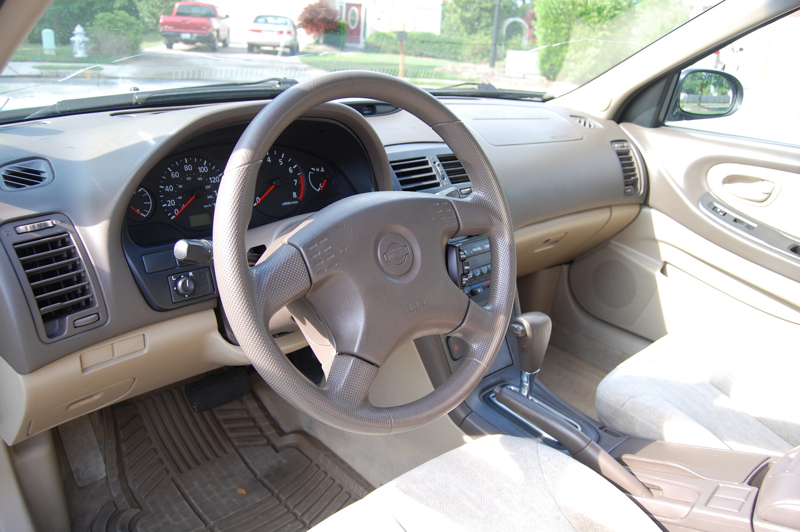 2000 Nissan maxima gle interior