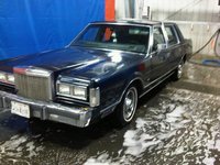 1987 Lincoln Town Car Overview 1987 Lincoln Town Car Overview