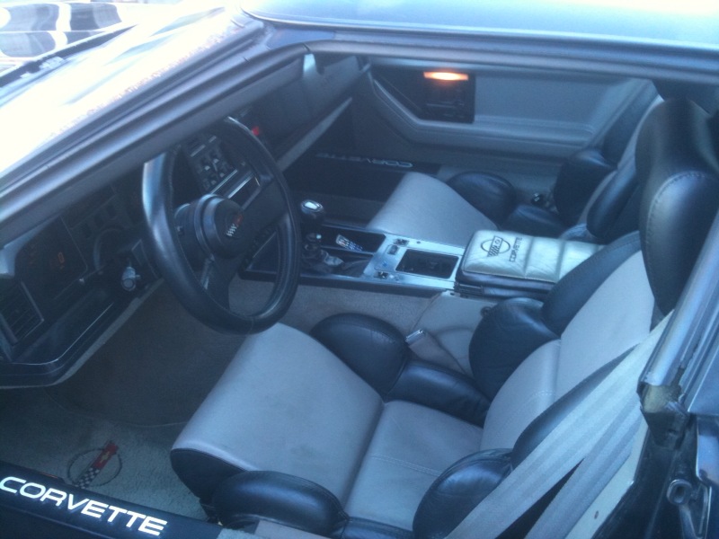 1988 Chevrolet Corvette Coupe. 1989 Chevrolet Corvette Coupe
