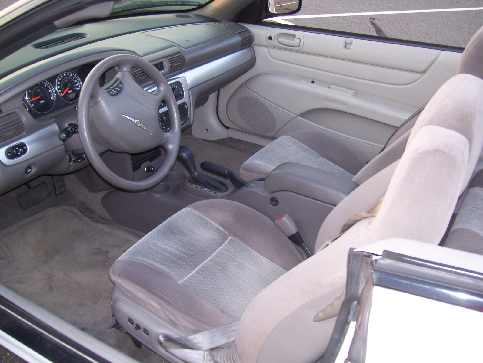 2005 Chrysler sebring touring convertible #3