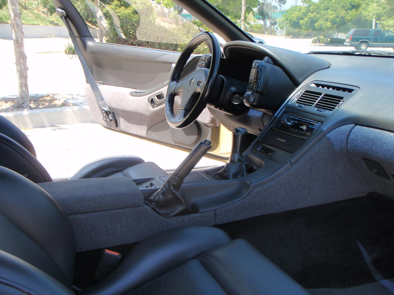 1990 Nissan 300zx back seat #7