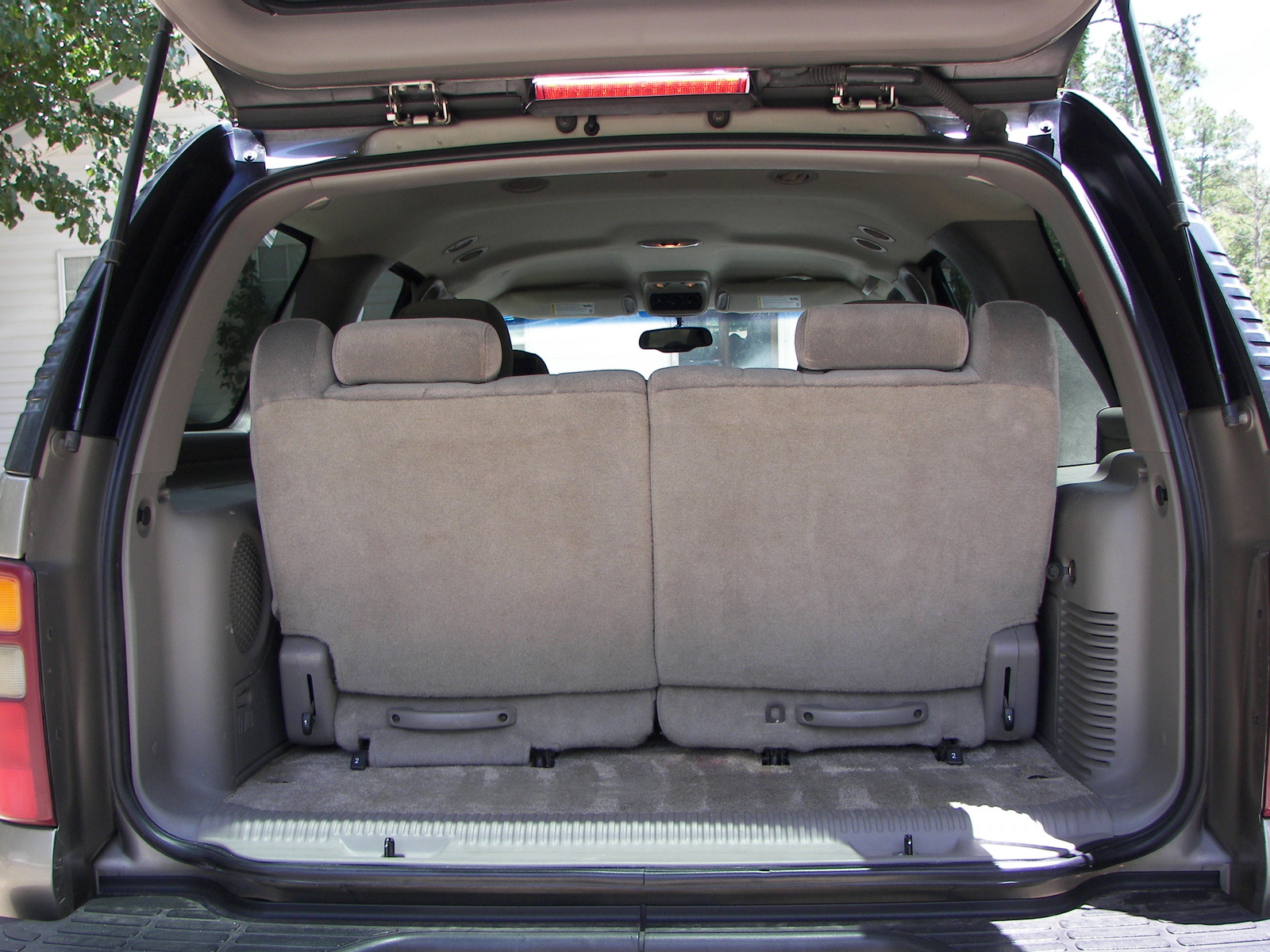 2003 Gmc Yukon Denali Interior