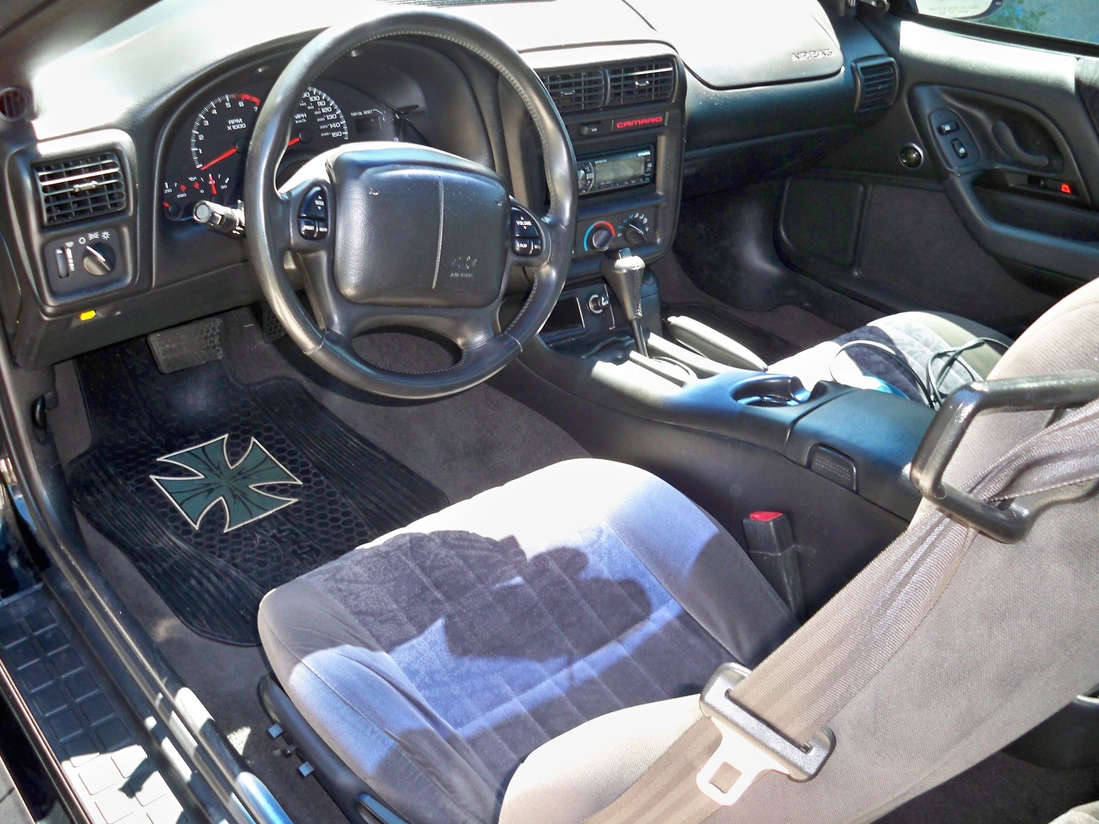 2001 Chevrolet Camaro - Interior Pictures - Cargurus