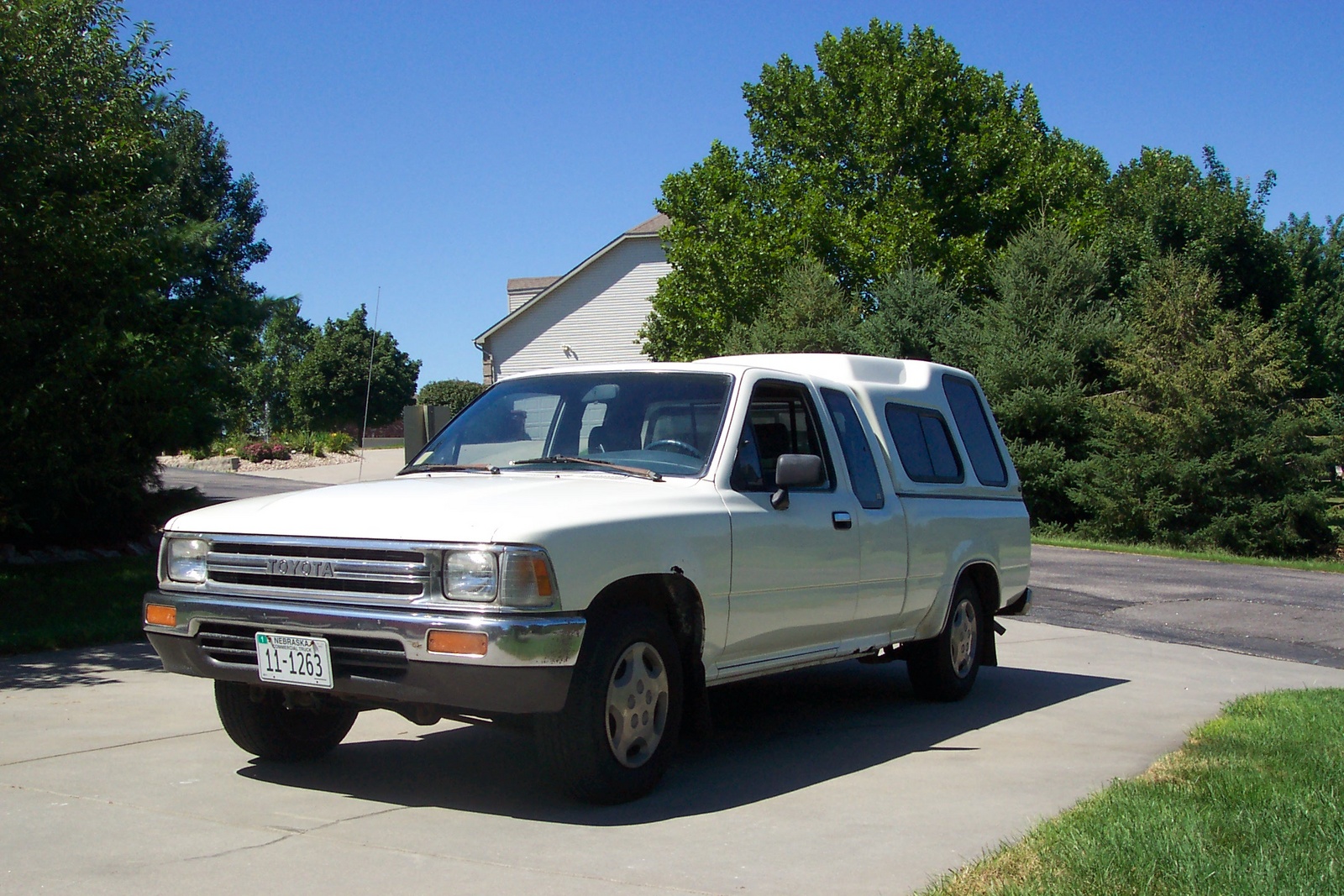 Toyota pickup fan