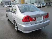2004 Acura EL Overview 2004 Acura EL Overview