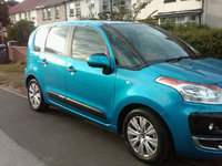 2010 Citroen C4 Overview 2010 Citroen C4 Overview