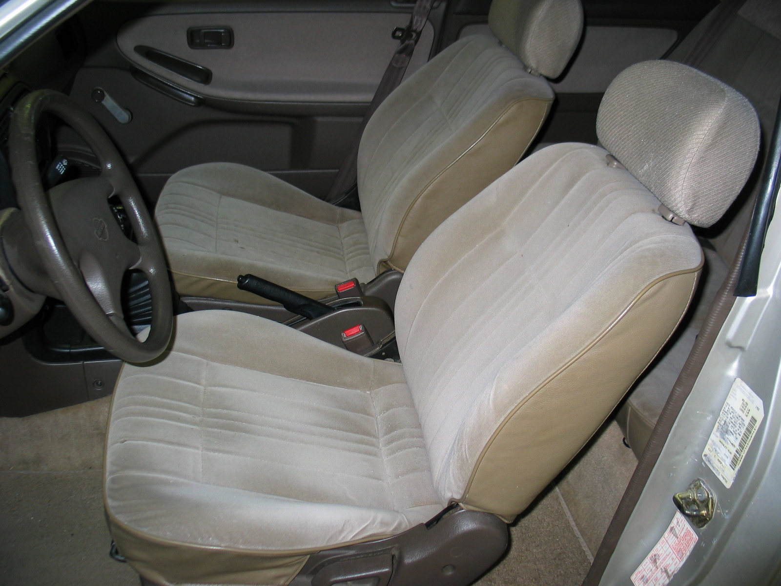 1994 Nissan sentra interior #3