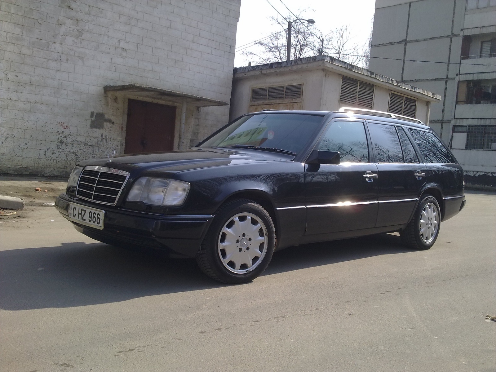 1993 Mercedes 300te reviews