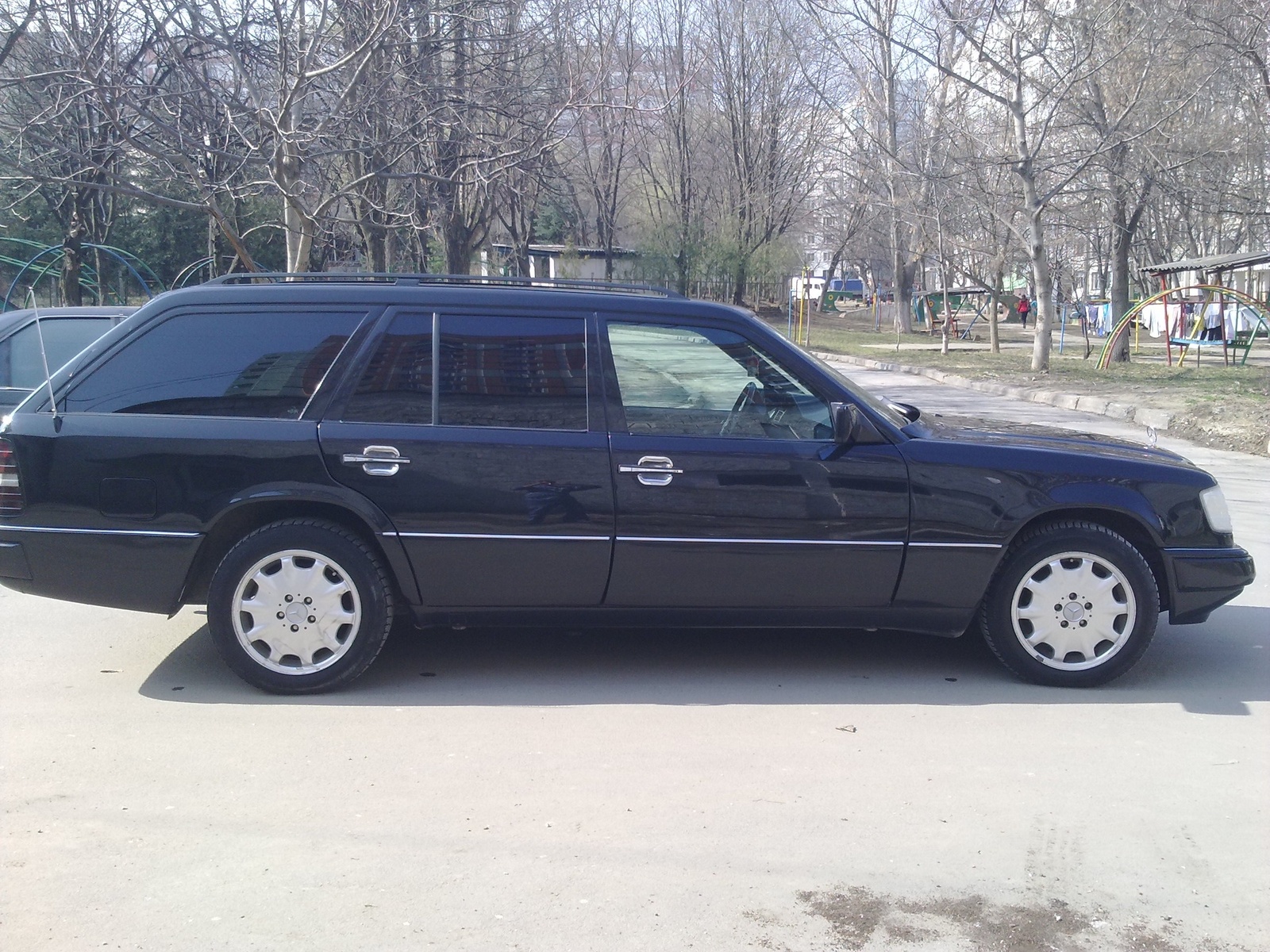 1993 Mercedes 300te wagon #5