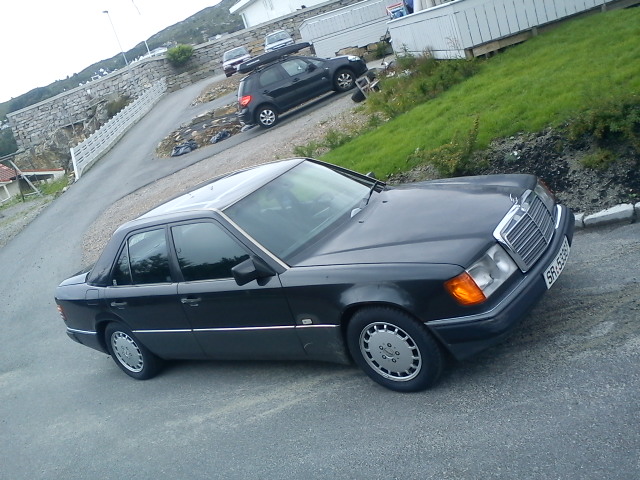 1991 Mercedes 300e review #6