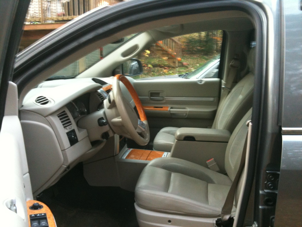 2007 Chrysler Aspen Pictures Cargurus