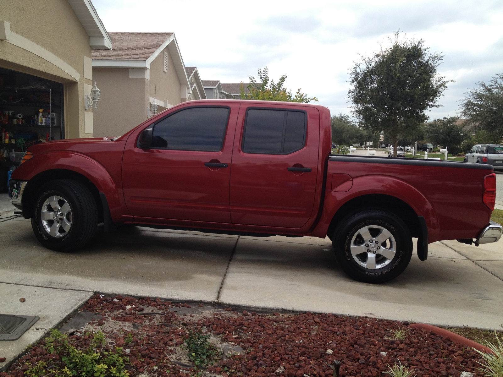 Used 2010 nissan frontier crew cab #8