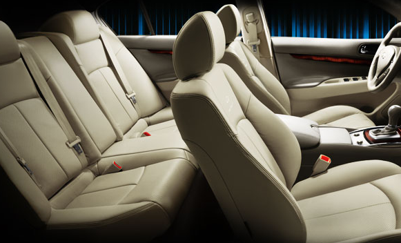 2012 Infiniti G37