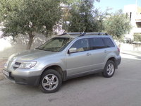2005 Mitsubishi Outlander Overview 2005 Mitsubishi Outlander Overview