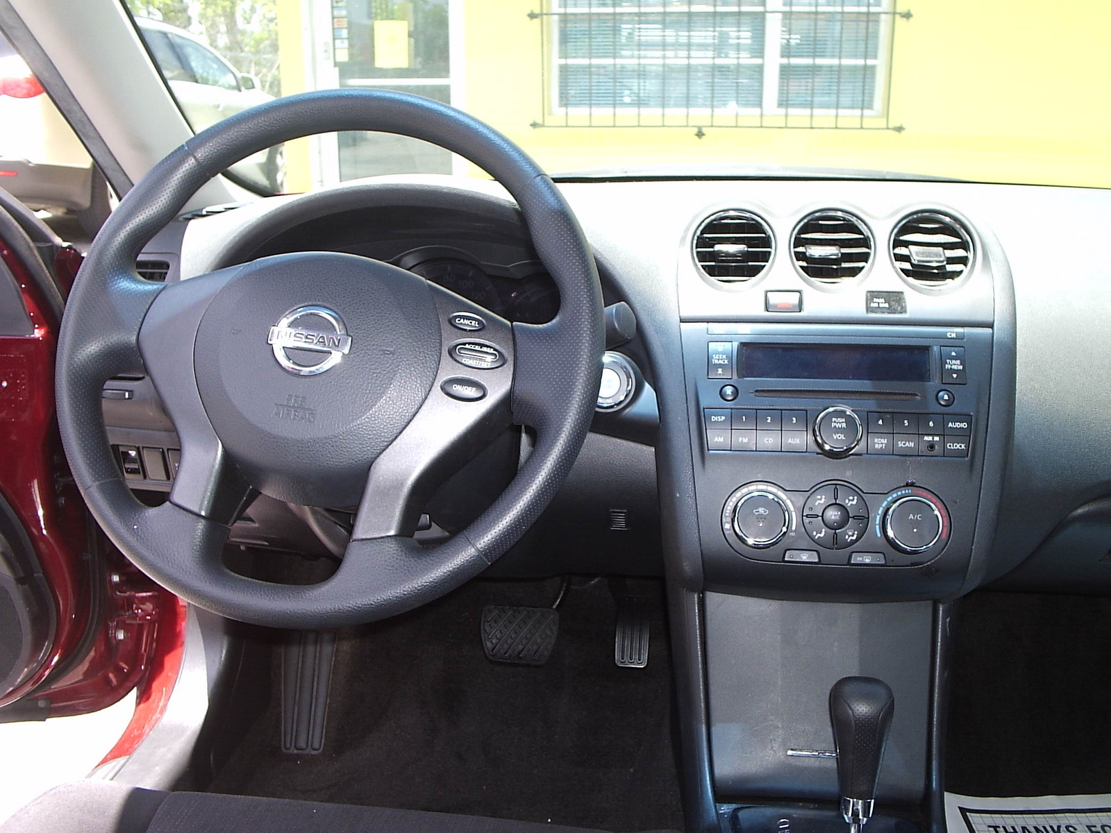 2010 Nissan altima interior dimensions #2