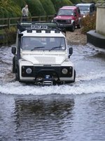 1998 Land Rover Defender Overview 1998 Land Rover Defender Overview