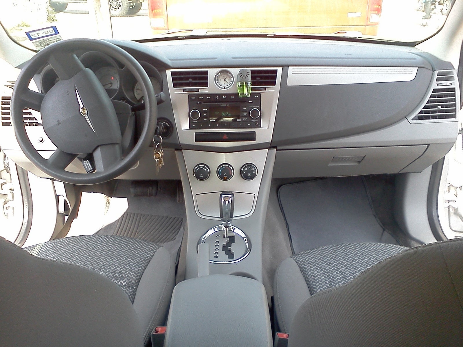 2008 Chrysler sebring interior photos