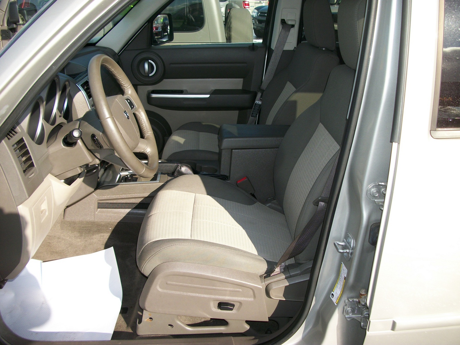 2009 Dodge Nitro