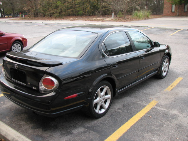 2002 Nissan maxima black sale #2