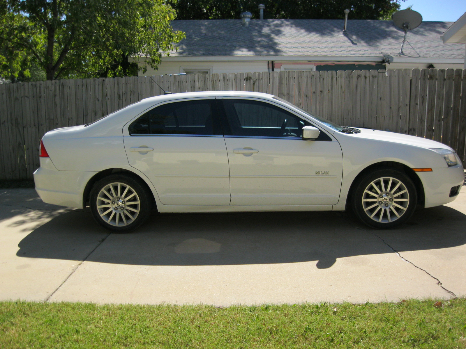 2007 Mercury Milan Pictures CarGurus