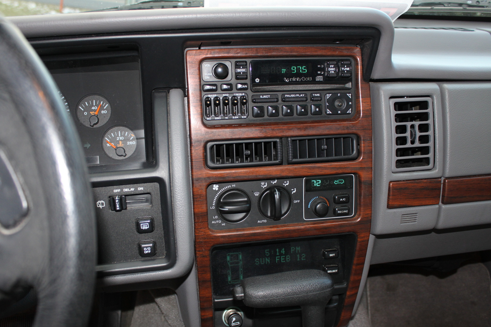 1995 Jeep grand cherokee limited specs #4