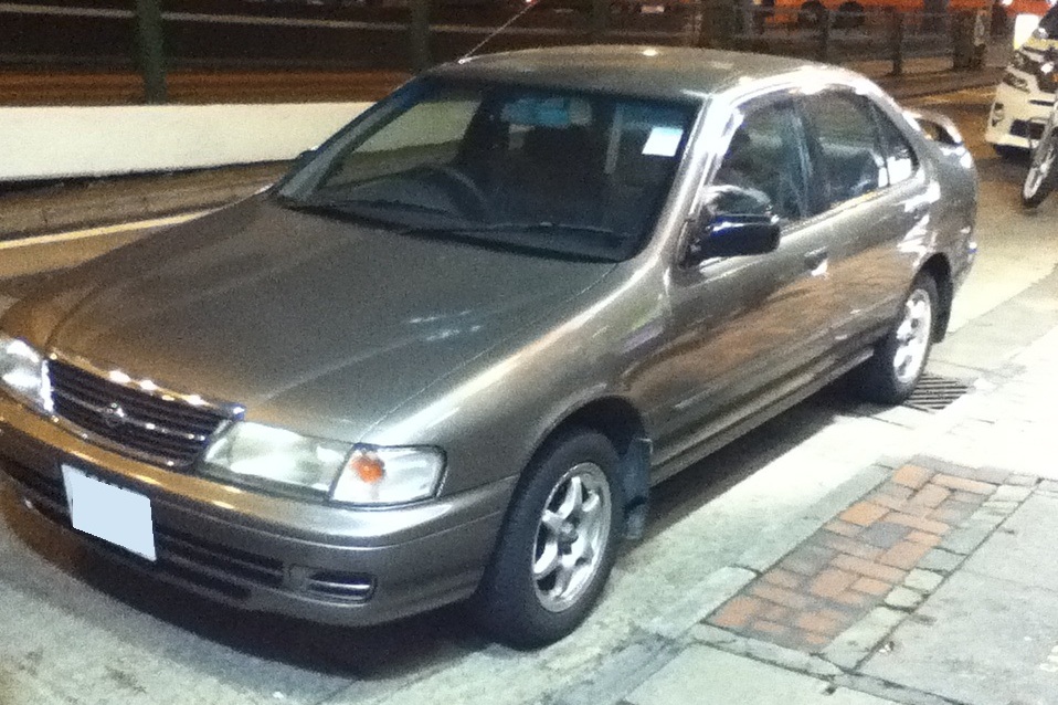 1998 Nissan sunny picture