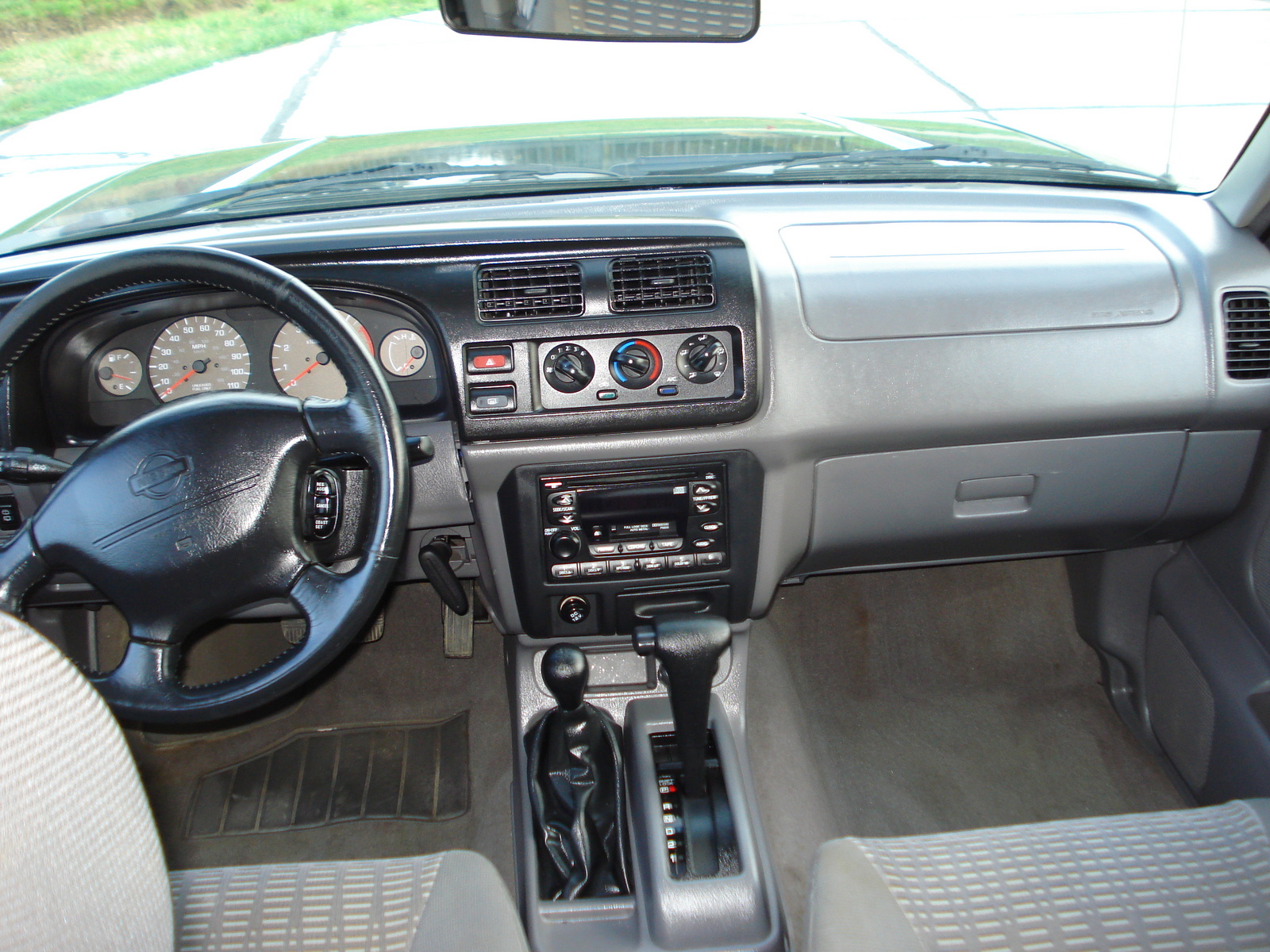 2000 Nissan xterra seats #2