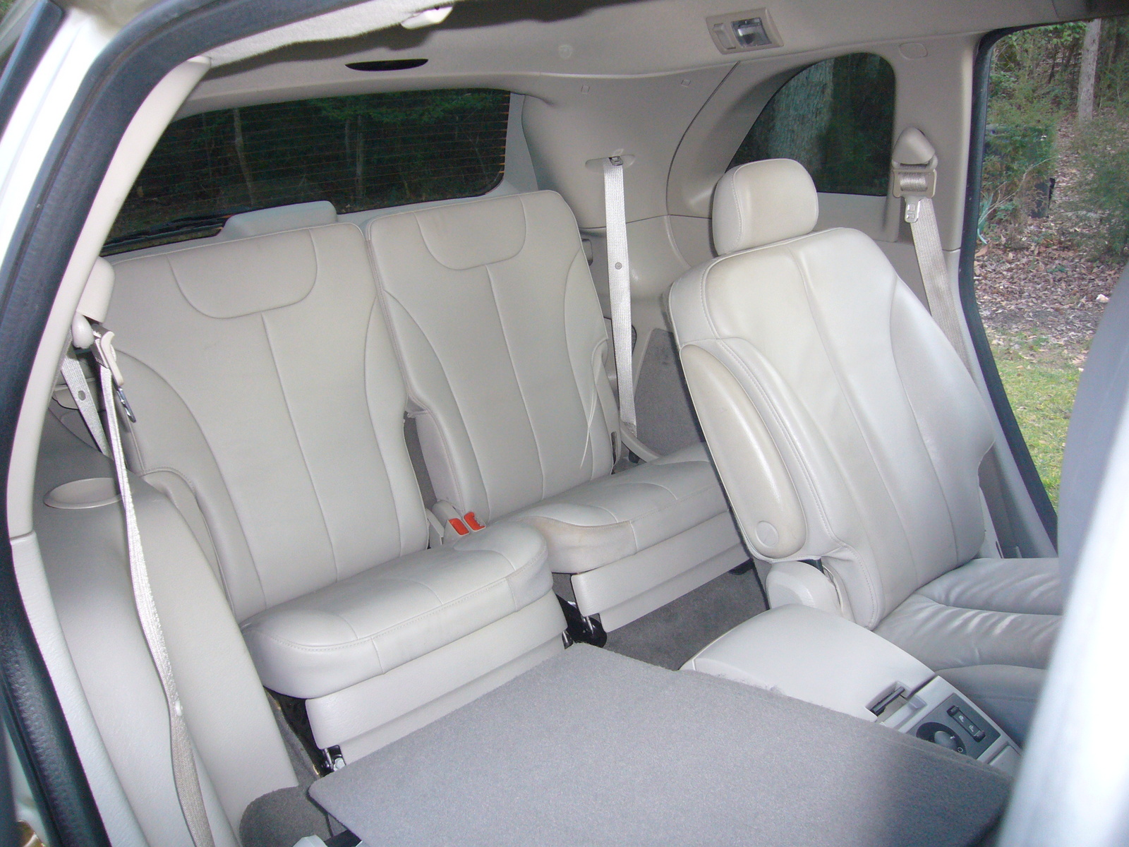 2005 Chrysler Pacifica Interior Pictures Cargurus