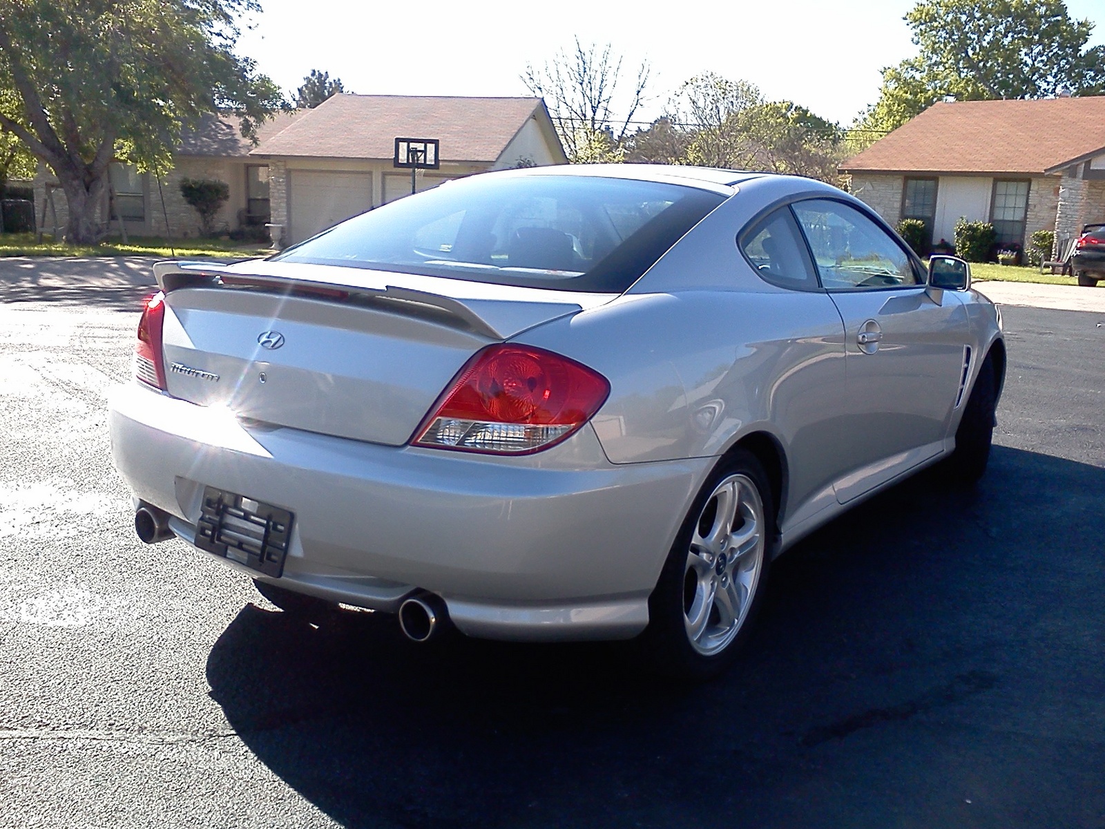 Your Search Ends Here: 2006 Hyundai Tiburon Deals! - 5i9w2wt