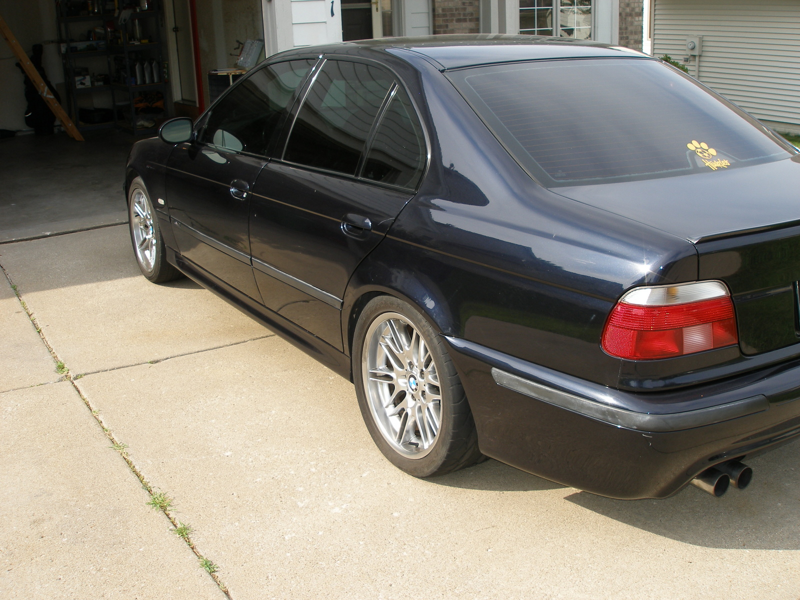 2000 BMW M5