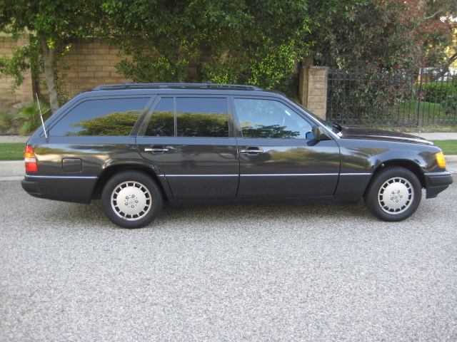1990 Mercedes 300te station wagon #2