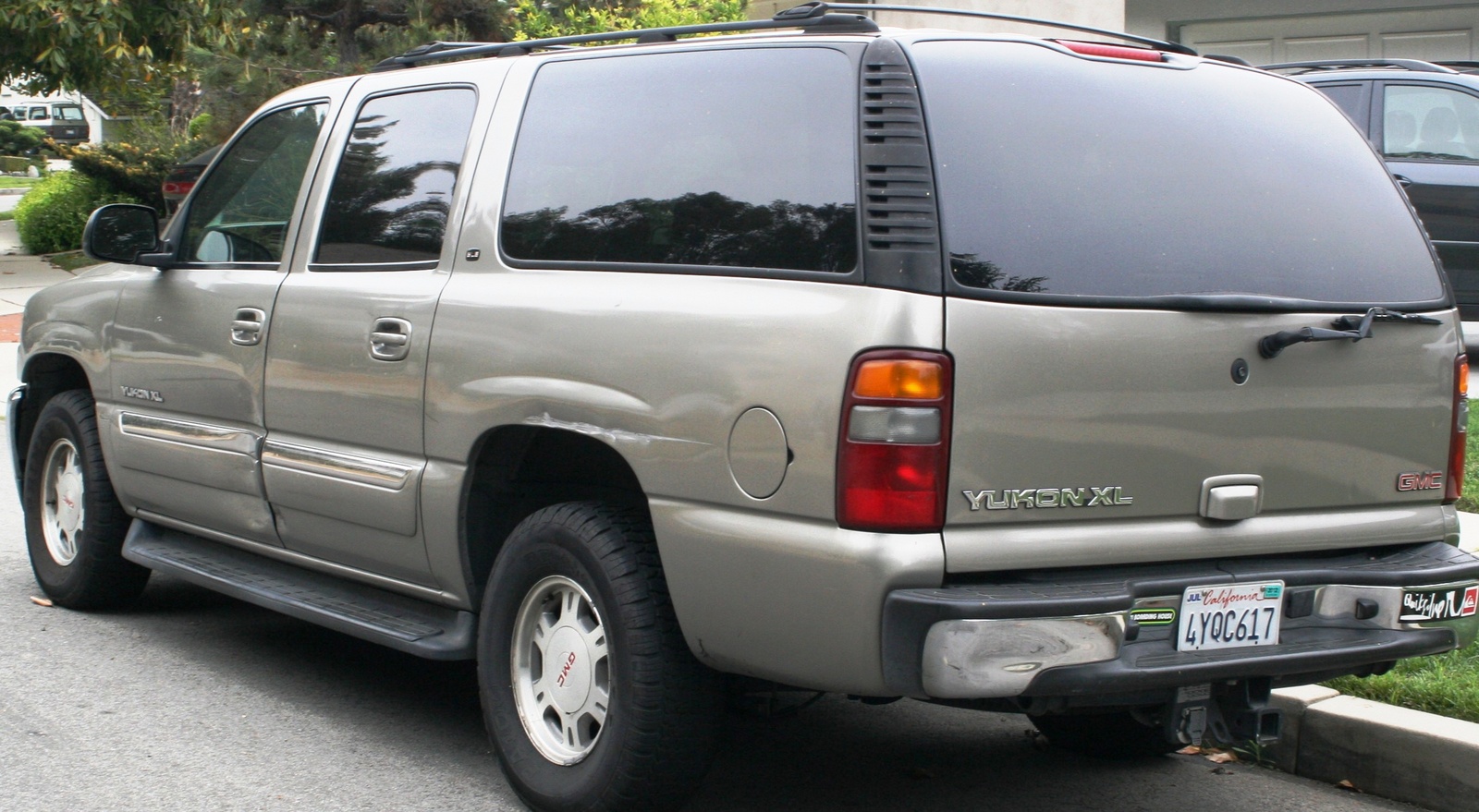 2002 Gmc yukon denali xl recall