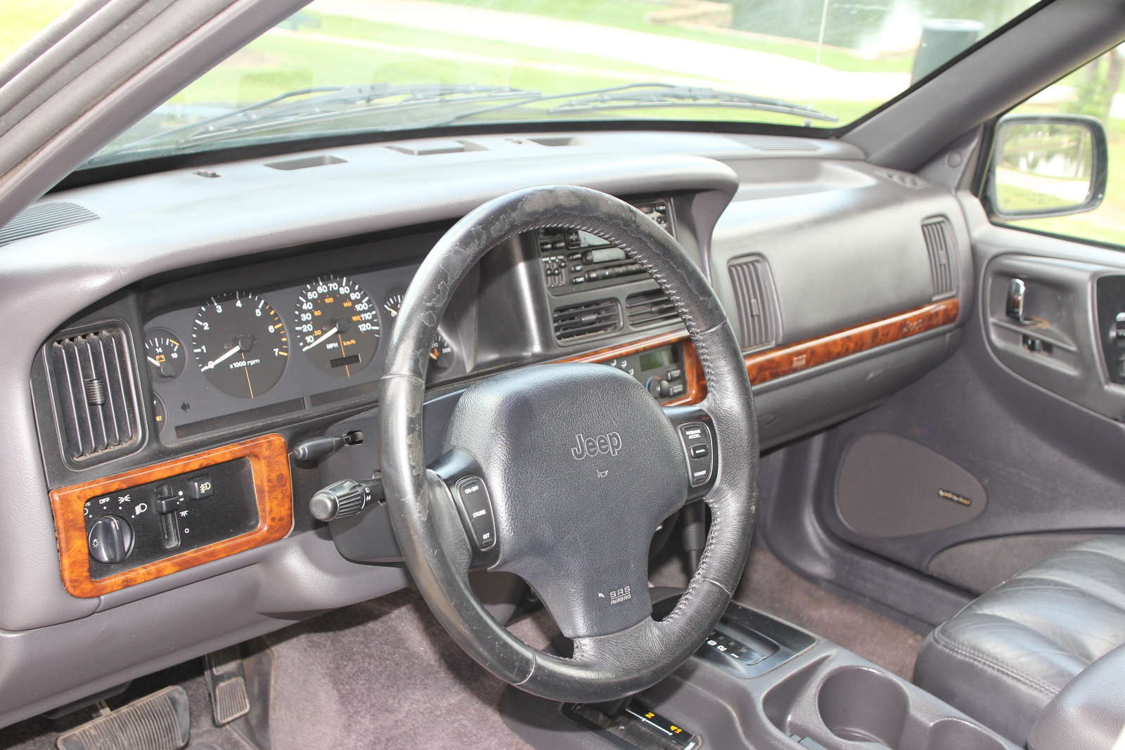 1996 Jeep Cherokee Interior: A Deep Dive into Rugged Simplicity