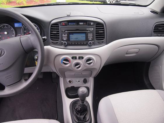 2010 Hyundai Accent