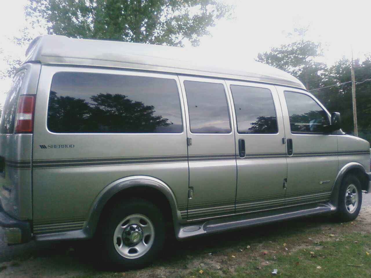 2004 Chevrolet Express Pictures CarGurus