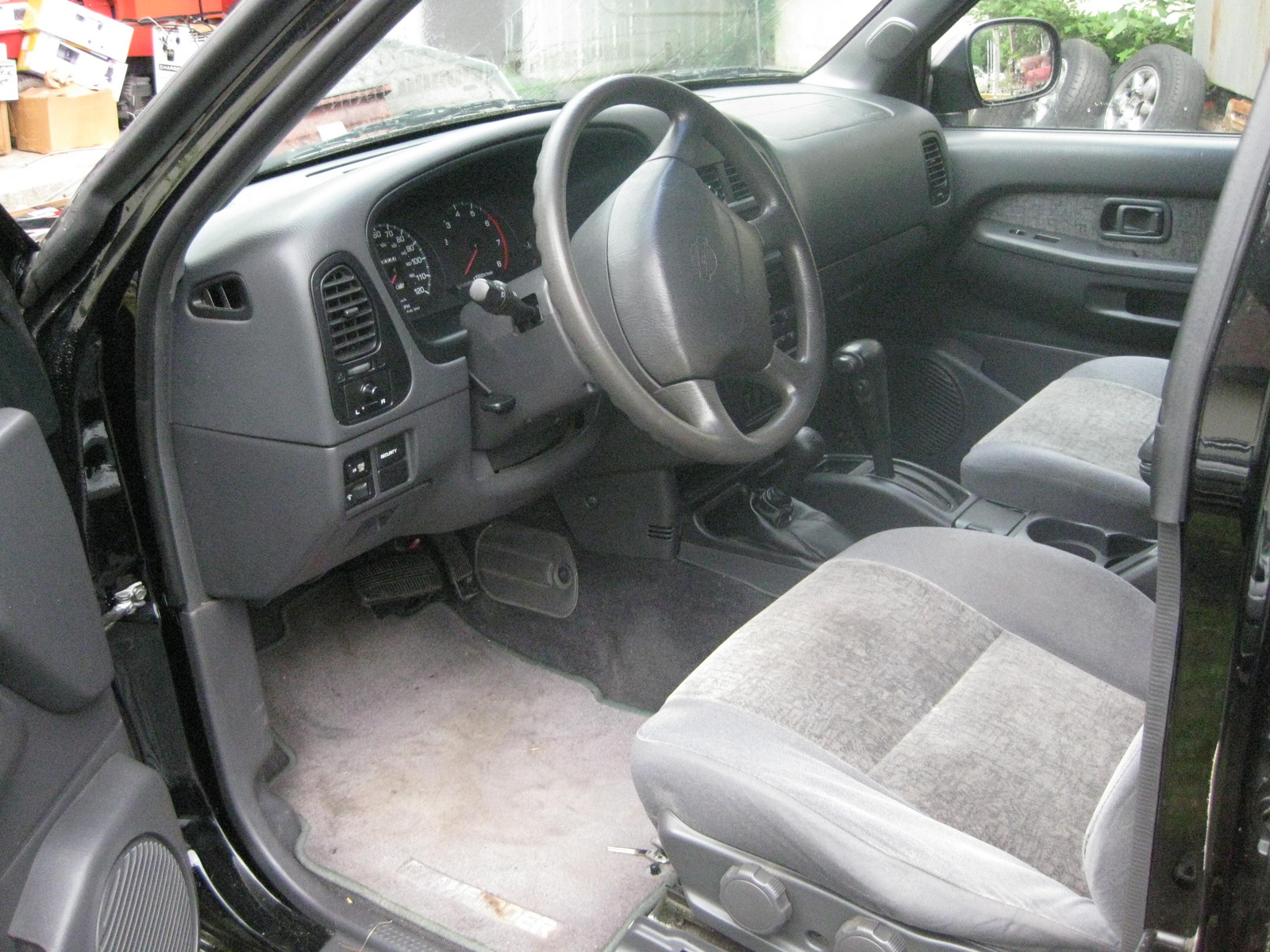 1997 Nissan pathfinder interior dimensions #10