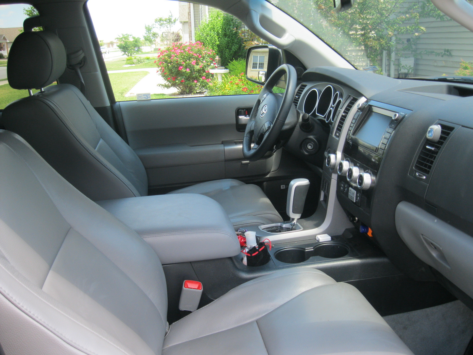 2010 Toyota Sequoia