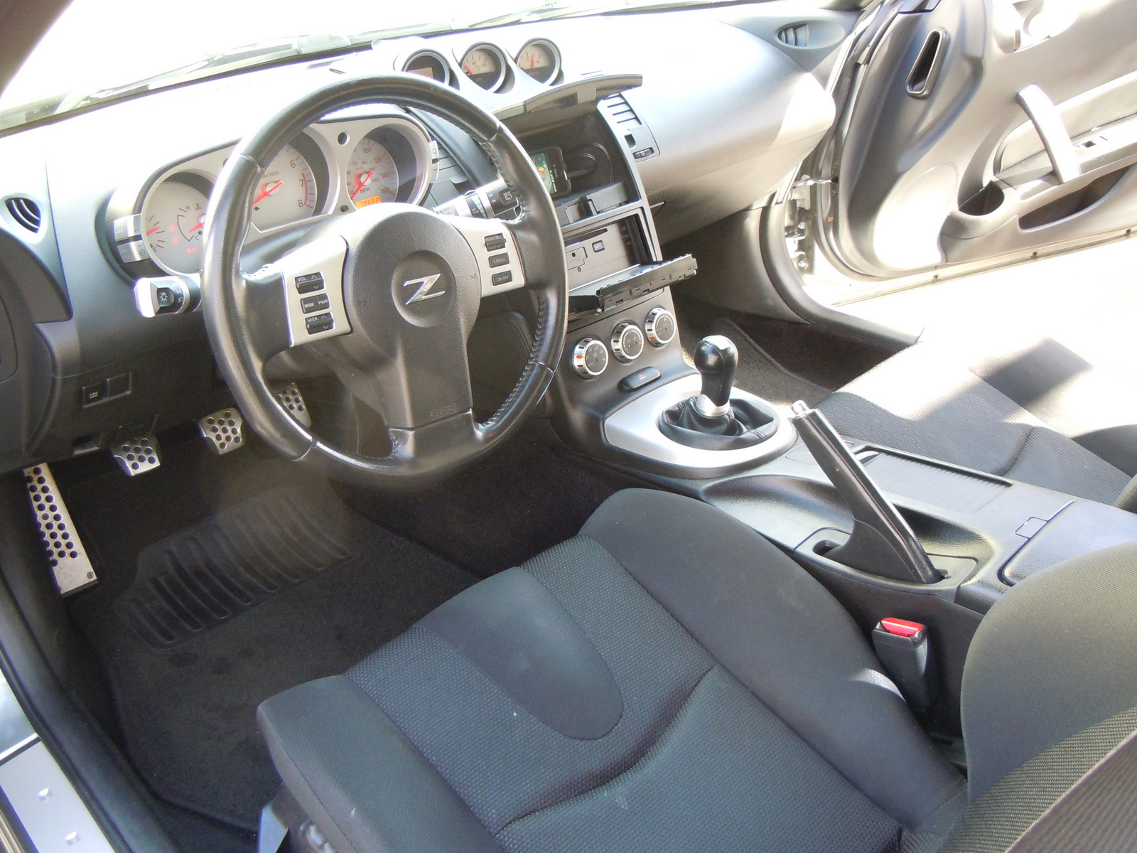 2006 Nissan 350z interior photos #2