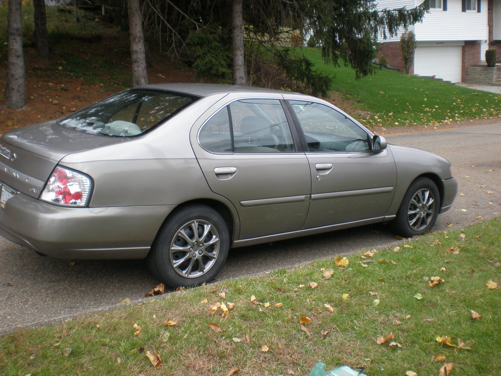 2000 Nissan altima gxe specifications