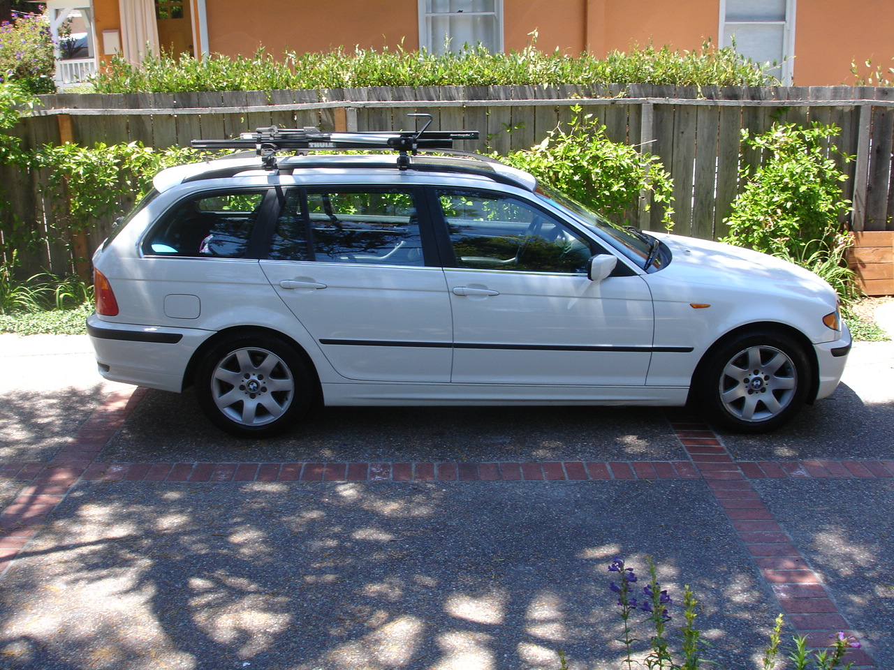 2002 Bmw 325i wagon review #3