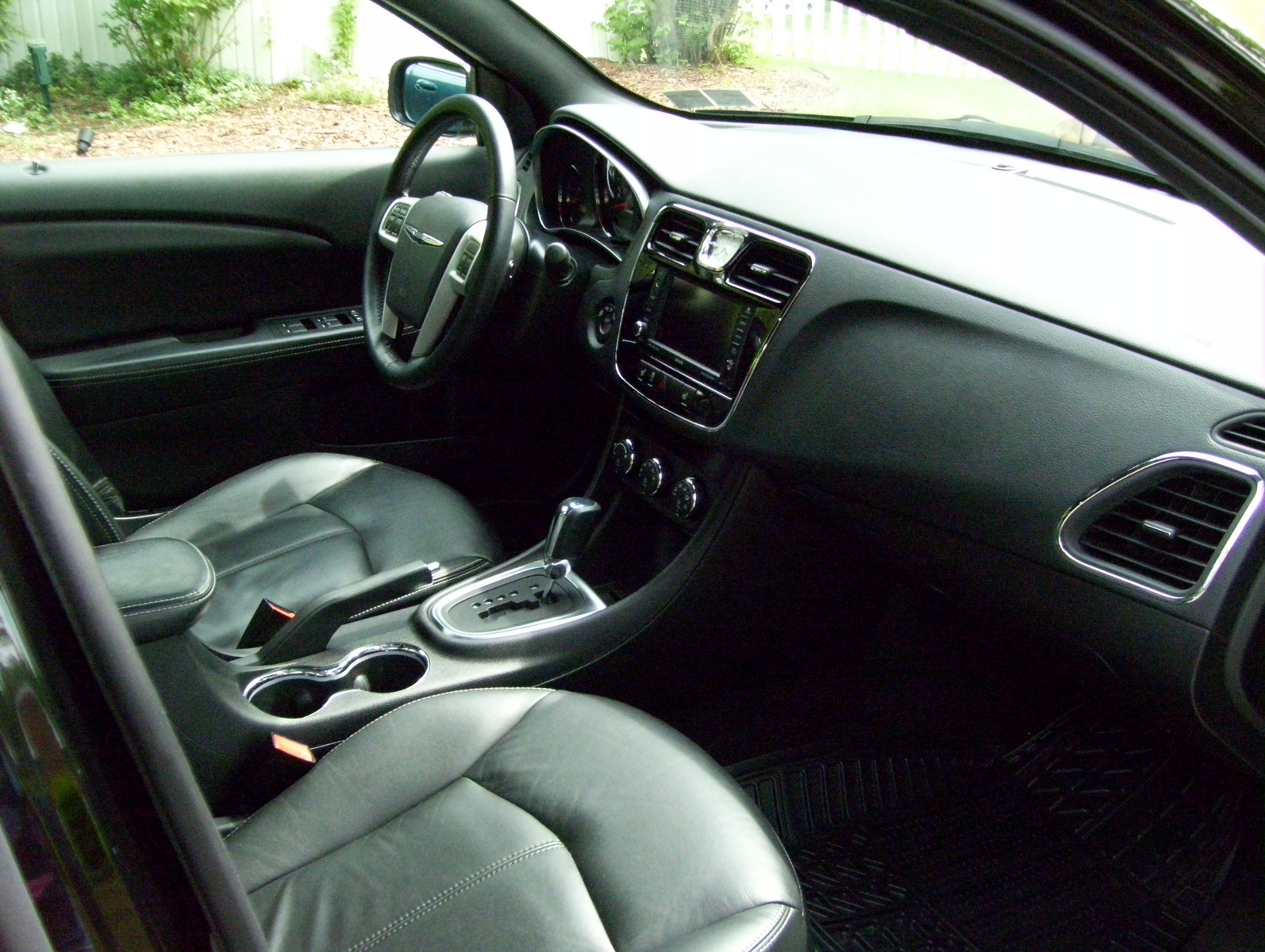2011 Chrysler 200
